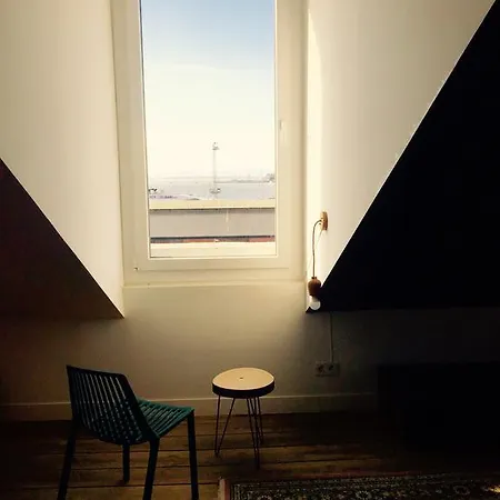 River View Loft 2 Bedroom Διαμέρισμα *